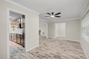 15702 Wandering Trail, Friendswood, TX 77546 - Photo 9