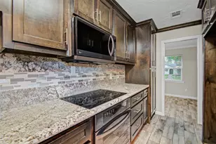 15702 Wandering Trail, Friendswood, TX 77546 - Photo 13