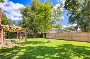 15702 Wandering Trail, Friendswood, TX 77546 - Photo 29