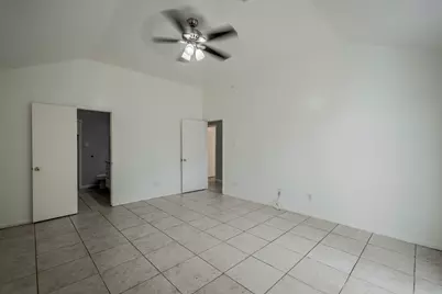 18142 Westlock Court, Tomball, TX 77377 - Photo 11