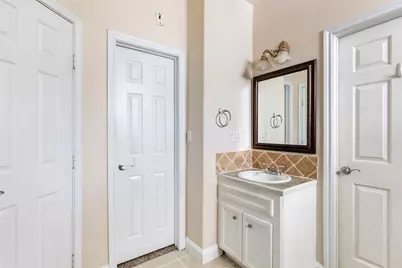 108 Harbour Town Circle, Conroe, TX 77356 - Photo 9