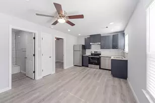 6803 Loma Vista St, Houston, TX 77085 - Photo 3