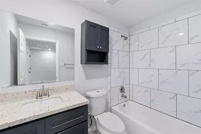 6803 Loma Vista Street #B, Houston, TX 77085 - Photo 9