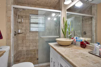 1725 Strawn Road, Houston, TX 77039 - Photo 21