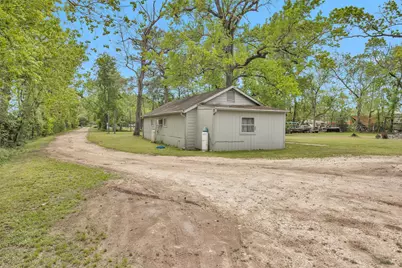 1725 Strawn Road, Houston, TX 77039 - Photo 5