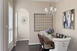 121 Silverstone Ln, Shenandoah, TX 77384 - Photo 19