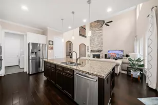 121 Silverstone Ln, Shenandoah, TX 77384 - Photo 15