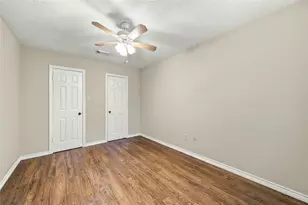 12219 Gladewick Dr, Houston, TX 77077 - Photo 25