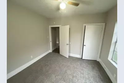 8213 E Erath Street, Houston, TX 77012 - Photo 13