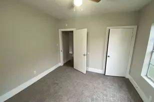 8213 E Erath St, Houston, TX 77012 - Photo 13