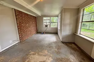 2013 Oaklawn Dr, Conroe, TX 77304 - Photo 15