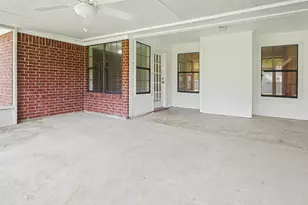 12319 E River Run Dr, Baytown, TX 77523 - Photo 21