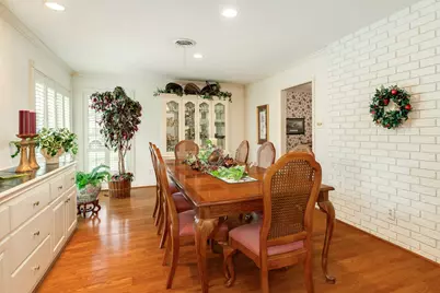 130 Nasturtium Street, Lake Jackson, TX 77566 - Photo 5