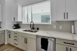 2711 Rosalie St, Houston, TX 77004 - Photo 11