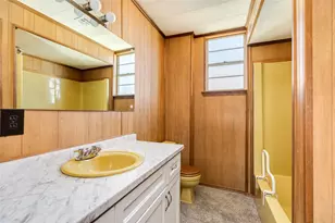 16707 & 16709 Kingston Way, Jamaica Beach, TX 77554 - Photo 19