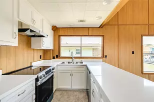 16707 & 16709 Kingston Way, Jamaica Beach, TX 77554 - Photo 11