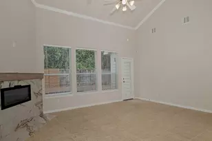 47 N Spinning Wheel Cir, The Woodlands, TX 77382 - Photo 11