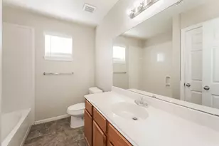 4955 N Cancun Dr, Houston, TX 77045 - Photo 13