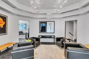 1220 Hawthorne St, Houston, TX 77006 - Photo 3