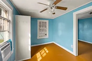 1524 Mechanic St, Galveston, TX 77550 - Photo 9