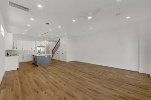 123 Amundsen St, Houston, TX 77009 - Photo 7