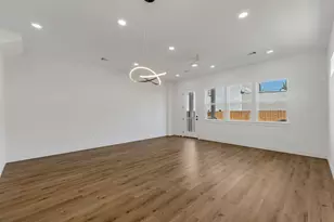 123 Amundsen St, Houston, TX 77009 - Photo 19
