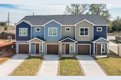 14010 Longstreet Bldg 11, Willis, TX 77318 - Photo 1