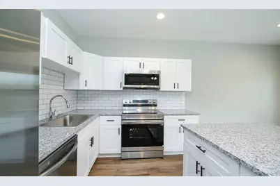 14010 Longstreet Bldg 11, Willis, TX 77318 - Photo 5