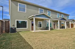 14010 Longstreet Bldg 11, Willis, TX 77318 - Photo 9