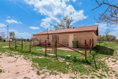 918 Fm 247 Road, Huntsville, TX 77320 - Photo 45