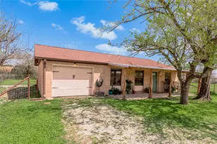 918 Fm 247 Rd, Huntsville, TX 77320 - Photo 5