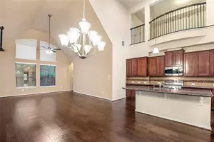 17906 Arapaho Hill Ln, Humble, TX 77346 - Photo 9