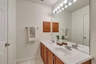 8815 Sunforest Ln, Pearland, TX 77584 - Photo 29