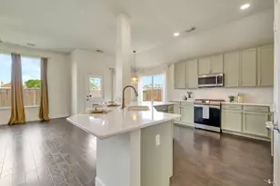 8815 Sunforest Ln, Pearland, TX 77584 - Photo 11