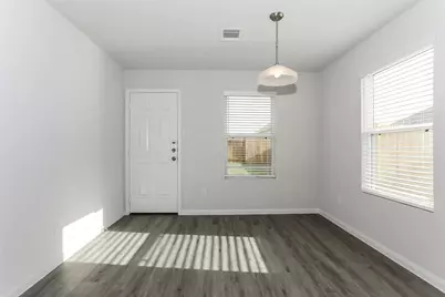 111 Blue Crane Street, Huntsville, TX 77320 - Photo 5