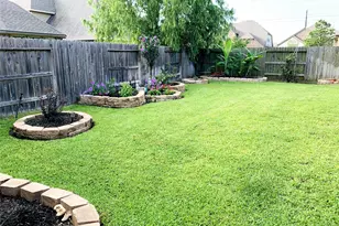 9406 Heath River Ln, Cypress, TX 77433 - Photo 23