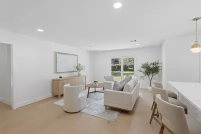 5227 Kinglet Street, Houston, TX 77035 - Photo 5