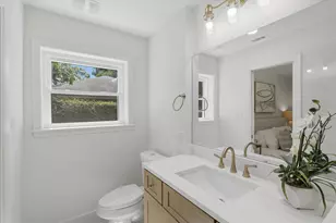 5227 Kinglet St, Houston, TX 77035 - Photo 17
