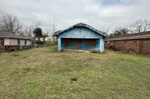 5011 Reed Rd, Houston, TX 77033 - Photo 3