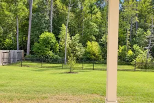 2027 Brookmont Dr, Conroe, TX 77301 - Photo 33