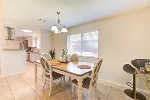 7918 Tamayo Dr, Houston, TX 77083 - Photo 17