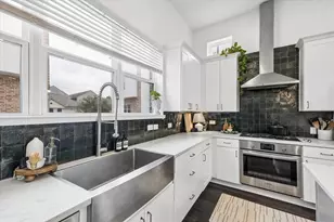 1020 Patterson St, Houston, TX 77007 - Photo 9
