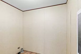 91 Maple Ln, Houston, TX 77371 - Photo 5