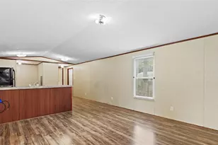 91 Maple Ln, Houston, TX 77371 - Photo 3