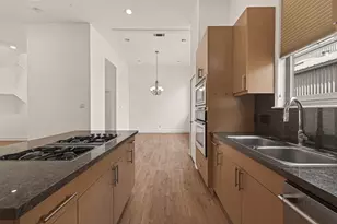 724 Ruthven St, Houston, TX 77019 - Photo 21