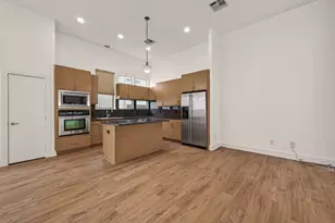 724 Ruthven St, Houston, TX 77019 - Photo 11