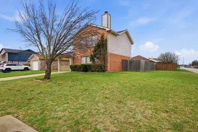 7200 Autumn Glen Drive, Forest Hill, TX 76140 - Photo 5