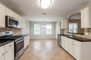 2427 Ranch Hollow Ct, Katy, TX 77494 - Photo 9