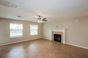 2427 Ranch Hollow Ct, Katy, TX 77494 - Photo 5