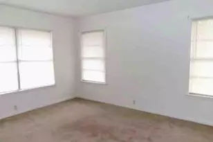 1903 S 13th St, Temple, TX 76504 - Photo 7